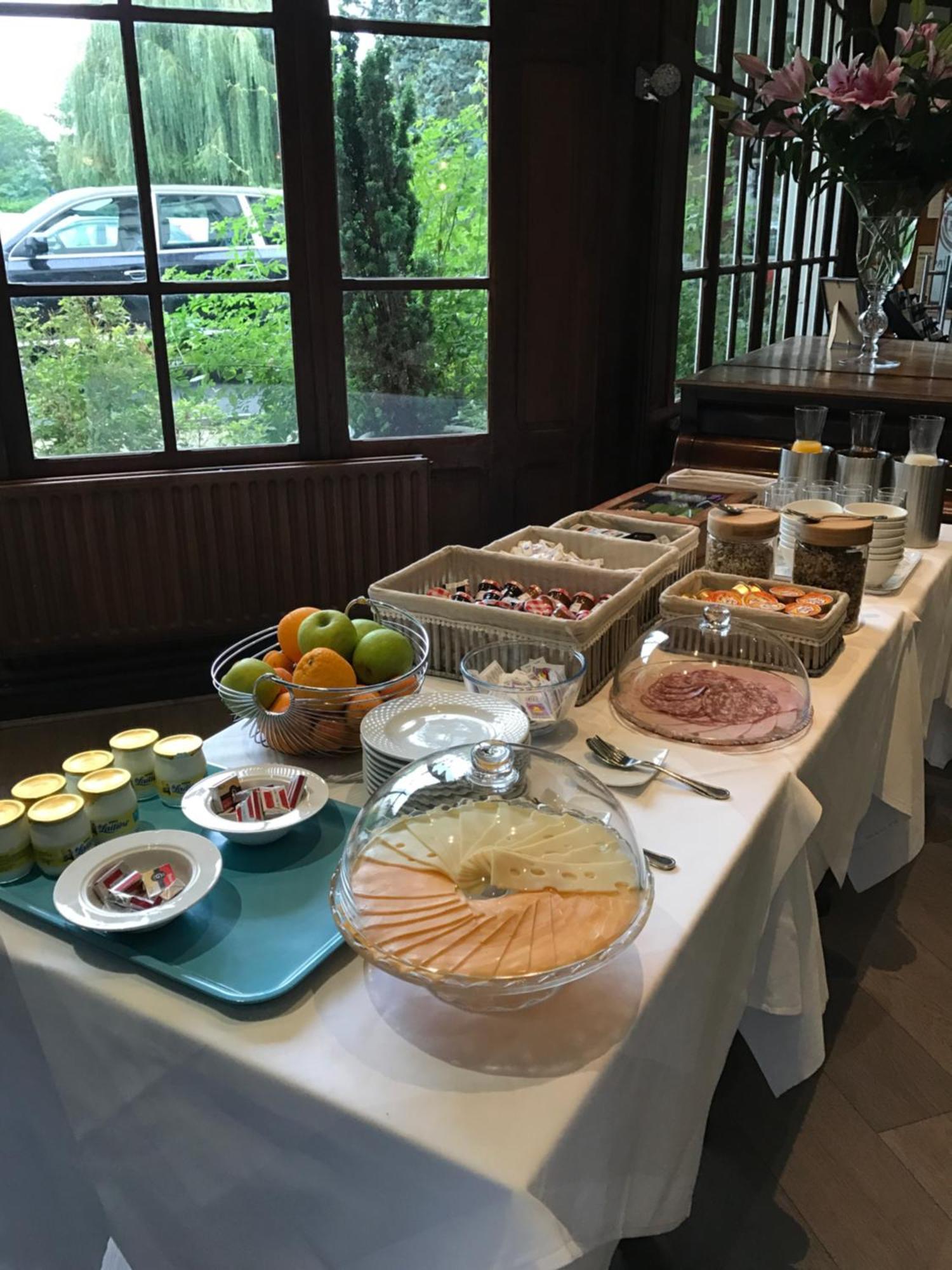 Hotel Restaurant Pavillon Bleu Оліве Екстер'єр фото